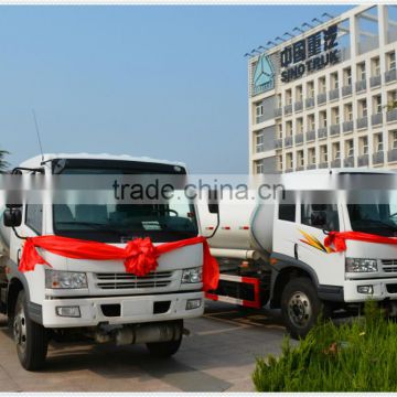 2 axles oil tanker truck