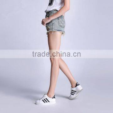 China High Quality Women Comfortable Fashion Denim Shorts For Women photo-5