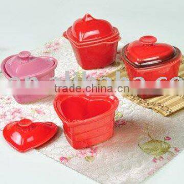 New Heart shape mini stoneware casserole pot