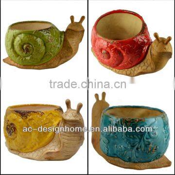 MEDIUM SNAIL SHAPE CERAMIC PLANTER