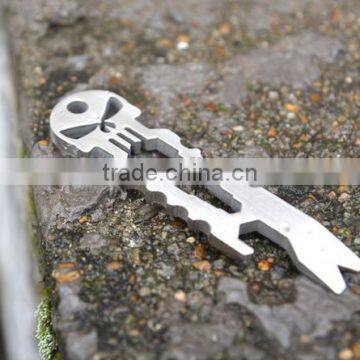 Outdoor Multipurpose Pocket Tool Crowbar & Wrench photo-3