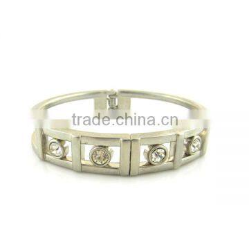 Crystal Metal Bangle