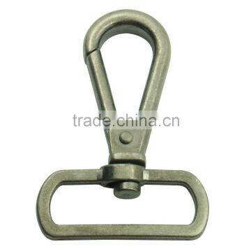 Manufacturing square ring big size 38mm metal zinc alloy swivel snap hook spring clip