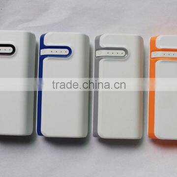 China Wholesale Price Power Bank Manufacturer 4000/5200mAh Nice Design Mobile Charger photo-2