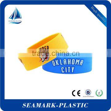 2016 bulk cheap plain silicone wristbands bracelets with logo printed
