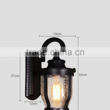 Outdoor Antique Lamp Post Garden Lamp Powered LED Lantern Hanging Outdoor Garden Coach Lantern Lamp photo-5