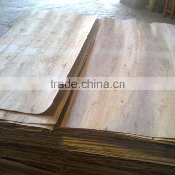 100% A SHORT CORE VENEER FROM VIETNAM