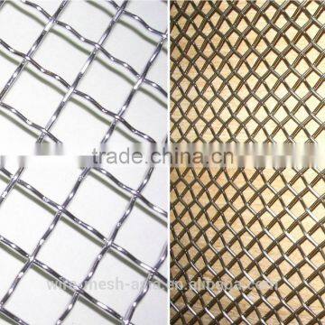 Crimped wire mesh for griddle in mine