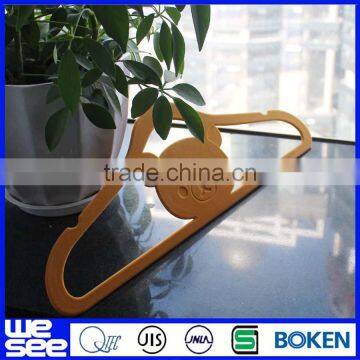 Classical Velvet Flocked Hangers With Logo photo-2