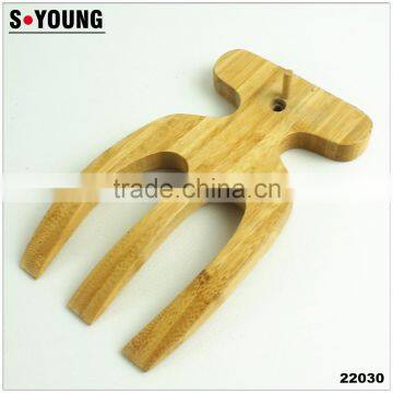 22030 Wooden Salad Hands