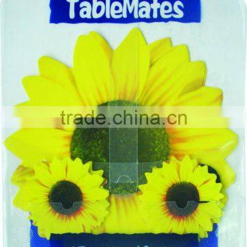 Table mat set with flower shape