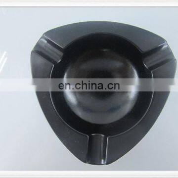 Pocket ashtray plastic ashtray metal ashtray in triangle shape black color