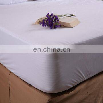 Hot Sell 100% Polyester Brushed Pongee Waterproof Mattress Protector For Hotel photo-3