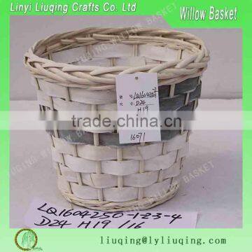 white flower pot