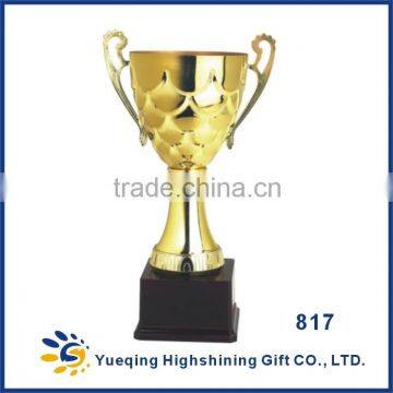 Blank black plastic base competition awards 817 golden world globe metal cross trophy trophy cup