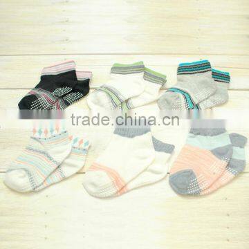 [Japanese design] Socks for Baby and Toddler (hosiery)