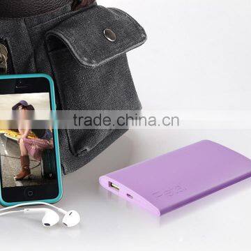 Light weight mobile power bank petal portable 4400mah 703