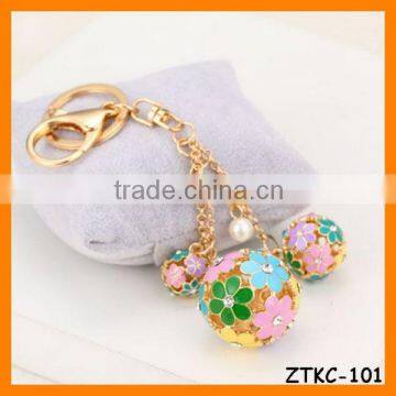 2014 Fashion Hollow Flower Pendant Ball Key Chain, Gift Bag Pendant ZTKC-101