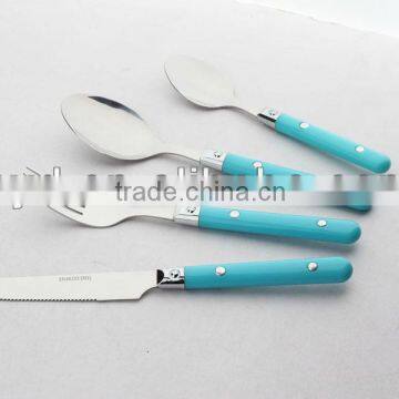 Plastic handle stainless steel cutlery set