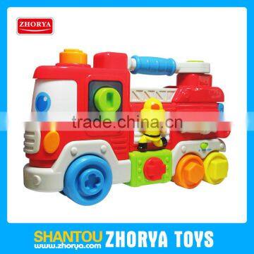 Latest item plastic small fire engine car cartoon electric fire fighting truck toys