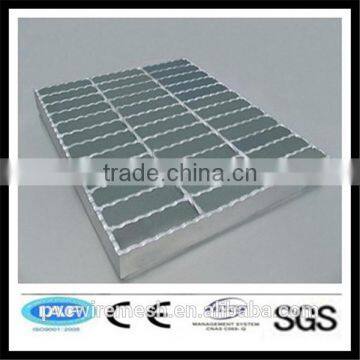Europe Market Hot Sale Hot Dip Galvanized Steel Grating Weight photo-5