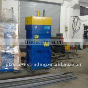 Hydraulic Baling Press / Hydraulic Baler Machine for Waste Carton Paper Plastic Pet Bottles photo-3
