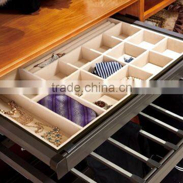 YB62 Solid Wood Big Size Italian Design L-shape Walk in Closet Diy for Villa photo-2