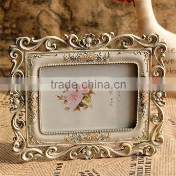 Beautiful Europe Design Handmade Polyresin Photo Frame for Home Decoration photo-3