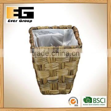 Plastic Bucket Manufacturers for Patio Pots and Planters