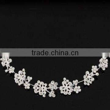 2016 Summer Stylish Children Hair Pins Lovely Flower Crown Children Bobby Pins Bling Crystal Children Hairclips for Little Girl photo-5