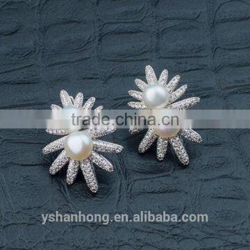 Natural Pearl Inlay Zircon Earrings Fashion photo-3