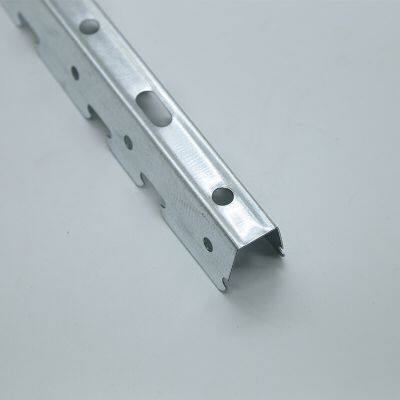 Couteau pour profilés métalliques de placo et rails métalliques