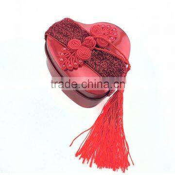 Promotional heart shaped metal tin box,wedding gift tin box