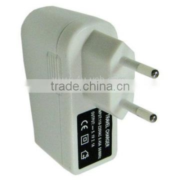 Shenzhen Wholesale High Quality Europe Socket Plug USB Travel Charger for iPad