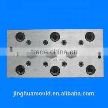 Factory Supply 3cr13 3Cr17 Wpc Co-Extrusion Mould for Wood Plastic Extruder Made in China