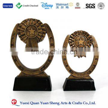 2016 Customized Resin Trophy, New Design Wholesale Resin Statue