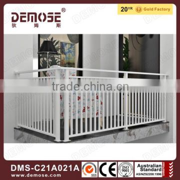 cheap modern metal fence / decorative wrought iron fence