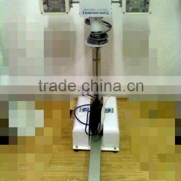 Roof-mounted light tower with camera/telescoping light mast/vehicle mounted light tower