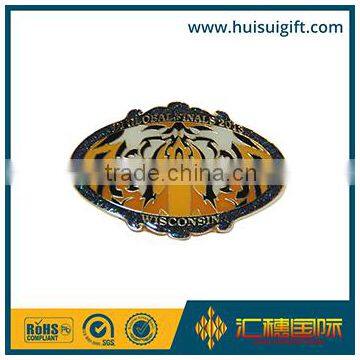 wholesale promotional fashionable simple custom soft enamel metal badge