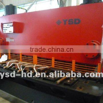 Steel plate guillotine cutting machine