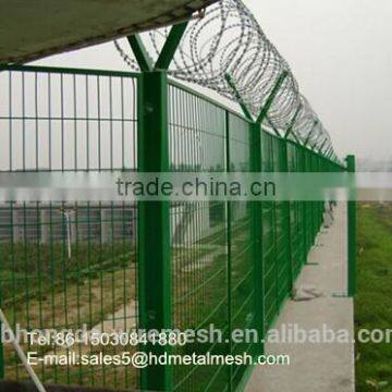 Dark Green Welded Metal Iron Wire Mesh Fence Stockade