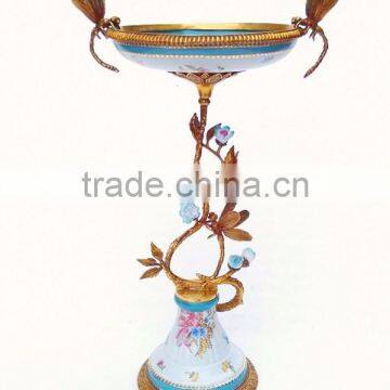 Elegant Design Huge Ceramic Prize Cup With Bronze Bird's Handles, Elegant Blue and White Painting Porcelain Trophy Vase photo-2