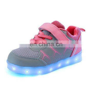 Factory Wholesale New Design Light up Shoes Children Kids LED Shoes Sneakers Latest Cool Footwear for Girls Boys photo-4