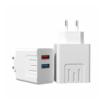 Портативный адаптер для быстрой зарядки QC2.0 с двумя USB-портами
