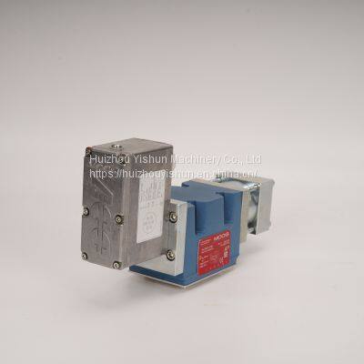 MOOG Servo Valve D663/D664/D662/D661/D633/G761/D634-072-1202-10 photo-4