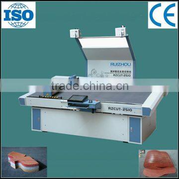 Shoe materials of leather insole cloth cutting machine by oscillating knife