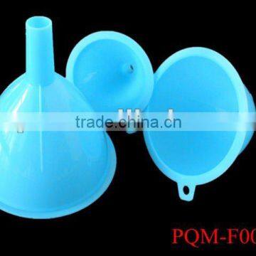 3 pieces plastic powder funnel set 001E
