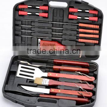 yangjiang factory manufacture stainless steel bbq tools with wooden handle