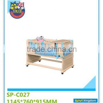 North Europe Pine Wood Baby Crib