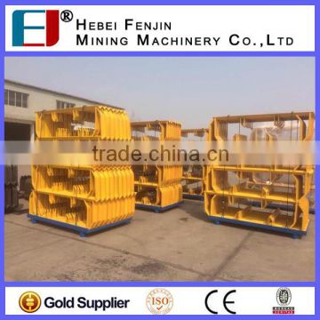 45 Degree Angle High Tensile Strength Conveyor Roller Bracket For Troughing Idler